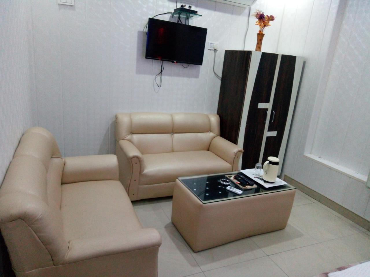 Hotel Sunrise Orai Exterior foto
