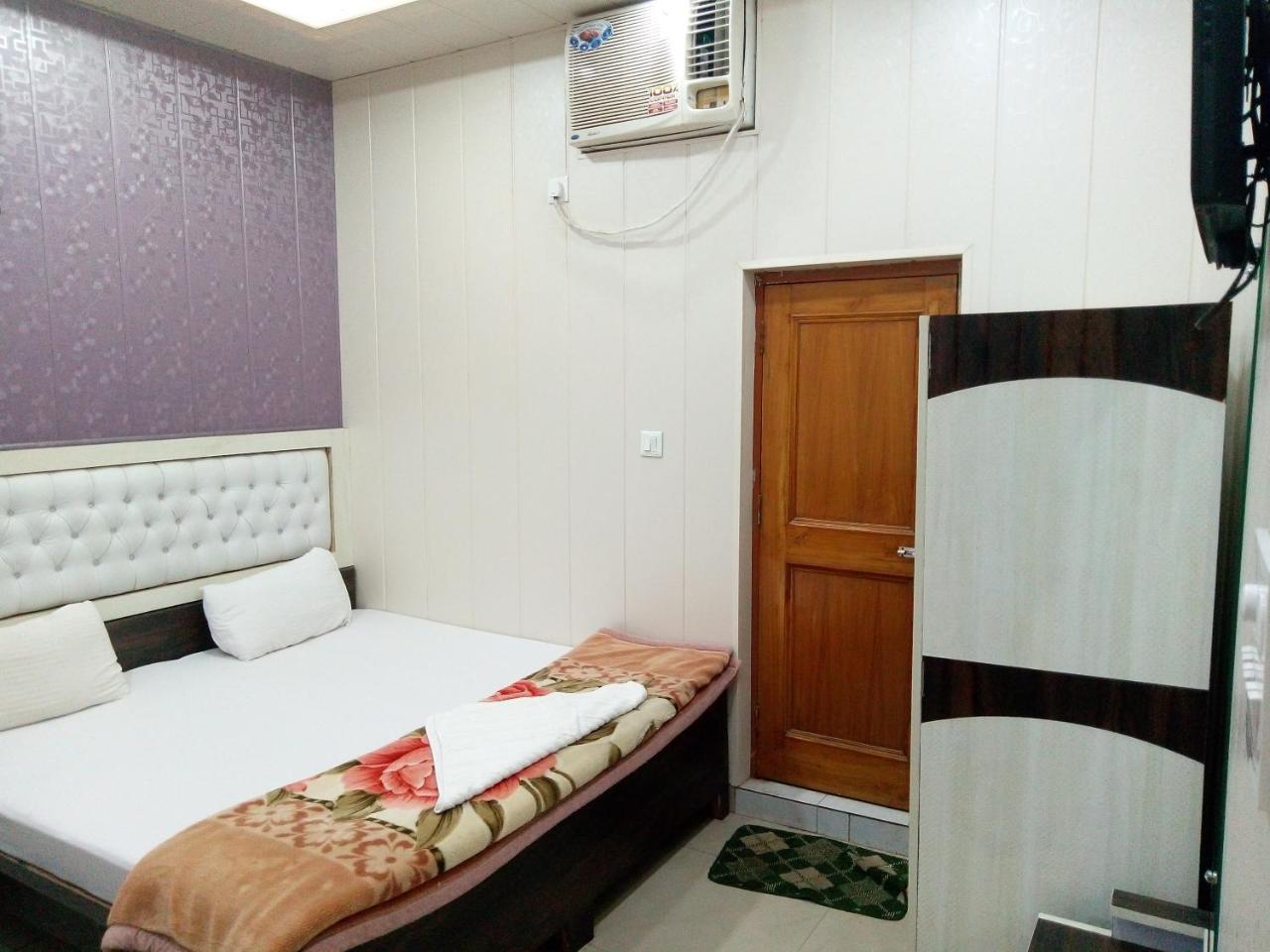 Hotel Sunrise Orai Exterior foto